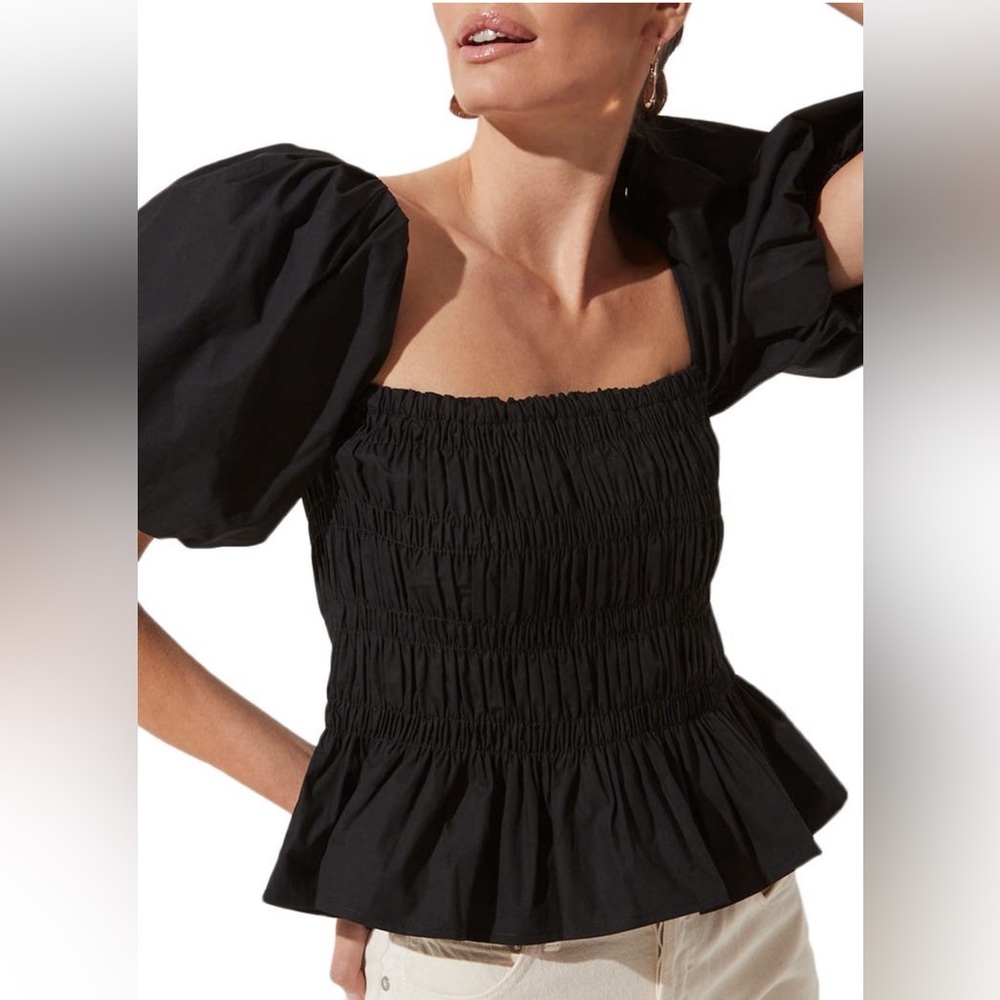 ASTR The Label Bubble Sleeve Blouse (Powder Blue)